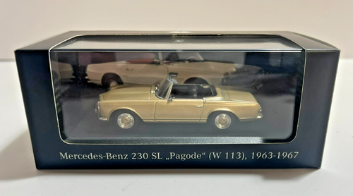 Orig. Mercedes-Benz Model Car 230 SL Pagoda W113 Premium Collectibles 1:43 B660
