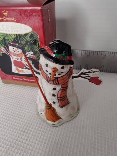 New 1997 Hallmark Keepsake Ornament, Meadow Snowman  - Picture 8 of 10