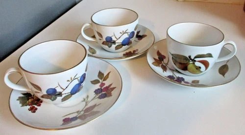 Vintage Royal Worcester "Evesham" (3) Cups and (3) Saucers