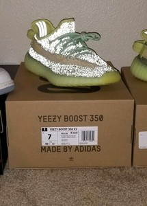 buy adidas yeezy boost 350 v2 glow