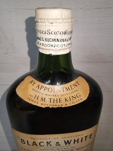 (399,99€/1L)Black & White -Warrant of Appointment Distillers to H. M. the King - Bild 2 von 5