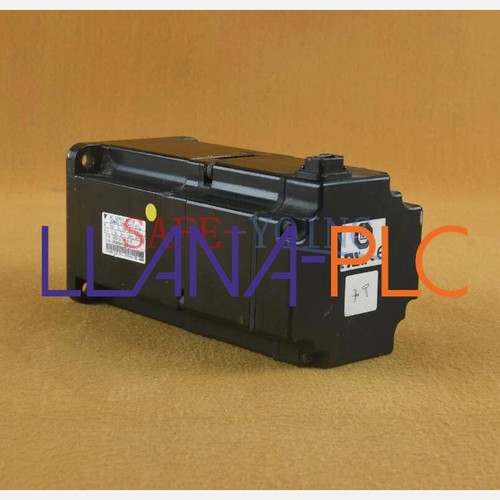 Servomotor Yaskawa SGMAS-08A2A2C-Y2 1 pieza usado - Imagen 4 de 6