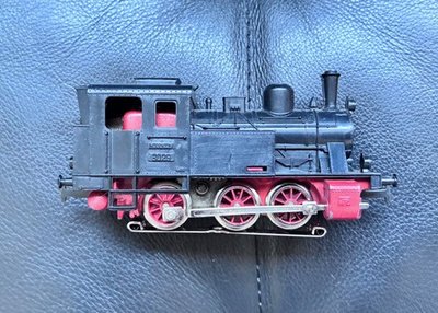 #ad **parts** Märklin HO 3029 Steam Locomotive DOES NOT RUN $19.99
