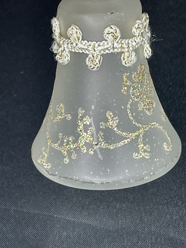 2 Vintage mundgeblasene Glas weiß gold silber opak Glockenform Weihnachtsschmuck - Bild 14 von 17