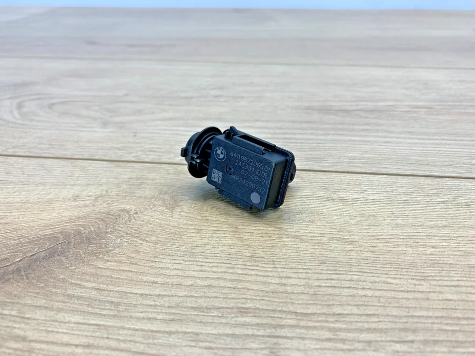 2016-2023 BMW 550i 750i 850i Air Quality AUC A/C Heater Temperature Sensor G30 - Image 3 of 4