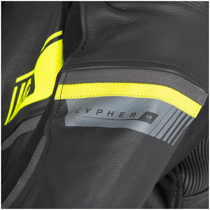 Black Yellow, photo 8 of 10