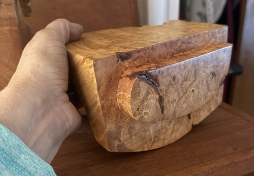 MICHAEL ELKAN Birdeye Arce Burl Madera FIRMADA Caja con Tapa - Imagen 12 de 18