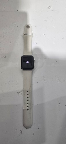 Apple Watch Series 3 38mm aluminiowa obudowa, na części, nie działa sprzedawana tak jak jest - Zdjęcie 3 z 3