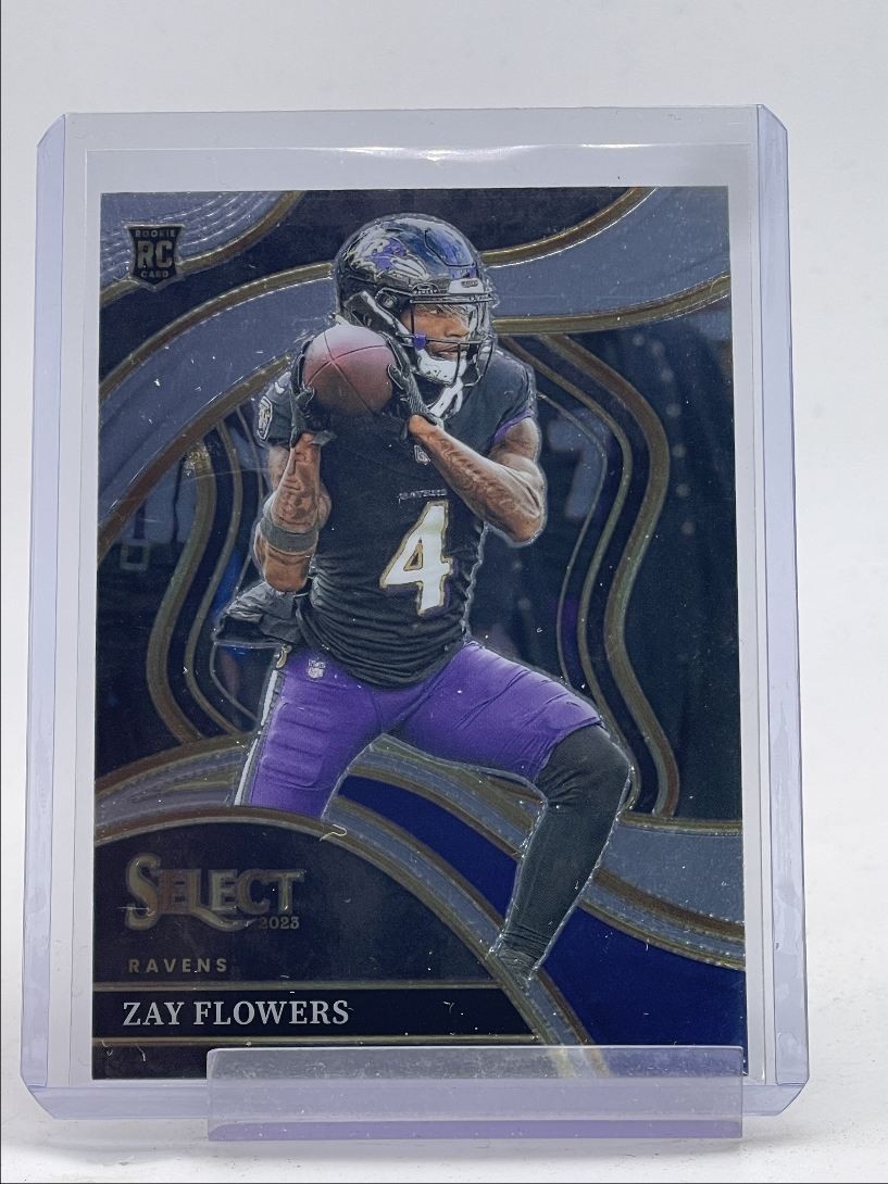 ZAY FLOWERS 2023 SELECT FOOTBALL CLUB LEVEL ROOKIE RAVENS #201 RC Q3860