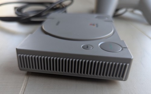 Sony PlayStation Classic Mini Console (SCPH-1000R) w/ Accessories - Picture 11 of 13