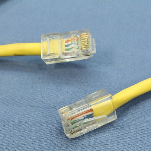 Leviton 52455-7Y Yellow Cat5 7ft Ethernet Cable Data Center Patch Cord Network - Bild 2 von 4