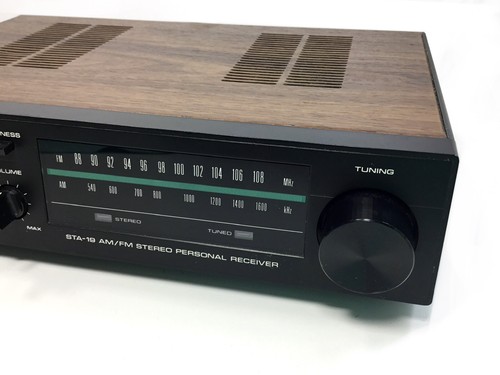 Vintage Realistic STA-19 AM/FM STEREO PERSONAL RECEIVER Compact Desktop Tested! - Picture 3 of 10