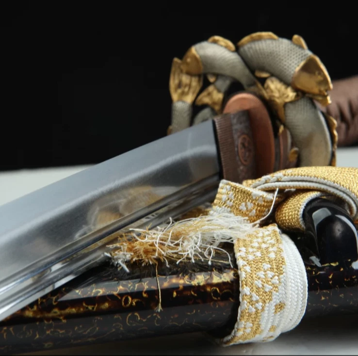Mastercrafted Tamahagane Steel Katana With Carp Themed Tsuba - Image 3 of 4