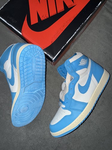Nike Air Jordan 1 High | UNC | UK10.5 | Totalmente Nuevas En Caja | PVP £175 - Imagen 5 de 7
