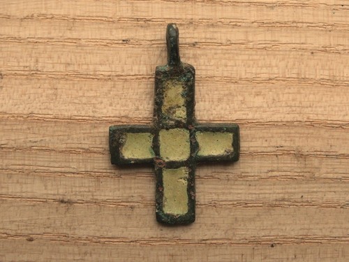 Nice Viking Bronze Cross Pendant yellow & green Enamel 10-13 AD Kievan Rus - Picture 2 of 10