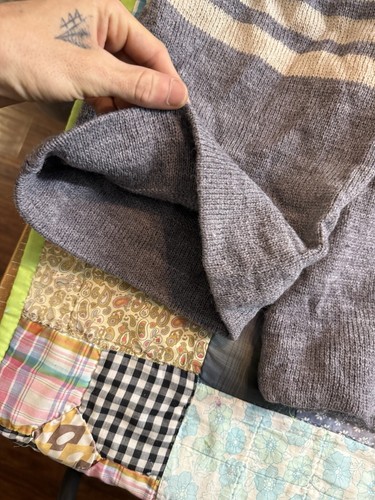 True Vintage Flat Sweater Extremely Wide Arms Wool Thrashed Grey Unisex 50s60s70 - Picture 16 of 16