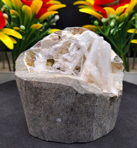 Natural Apophyllite Zeolite Crystal - Healing Energy - Collectible Specimen 253G - Imagen 3 de 12