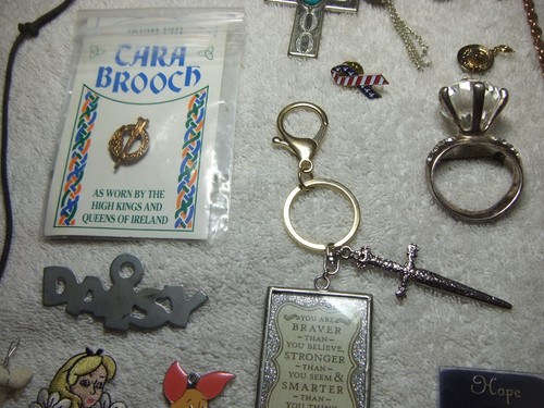 Riesiges Vintage Modeschmuck Konvolut Halsketten Broschen Diadem Ringe ausgefallen ++ NE_1 - Bild 7 von 24