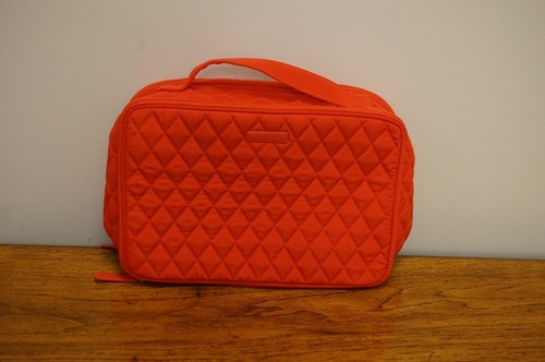 Vera Bradley microfiber Fire Red Blush and Brush Make Up Case NWOT Retail $80.00 - Picture 1 of 11