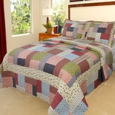 Quilt Set Queen Blue Pink Green Classic Patchwork Reversible Fabric Bedding