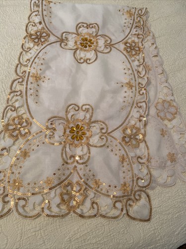Beautiful Luxury Table Runner White With Gold Rhinestones Sequins Long 52 X 16” - Picture 12 of 13