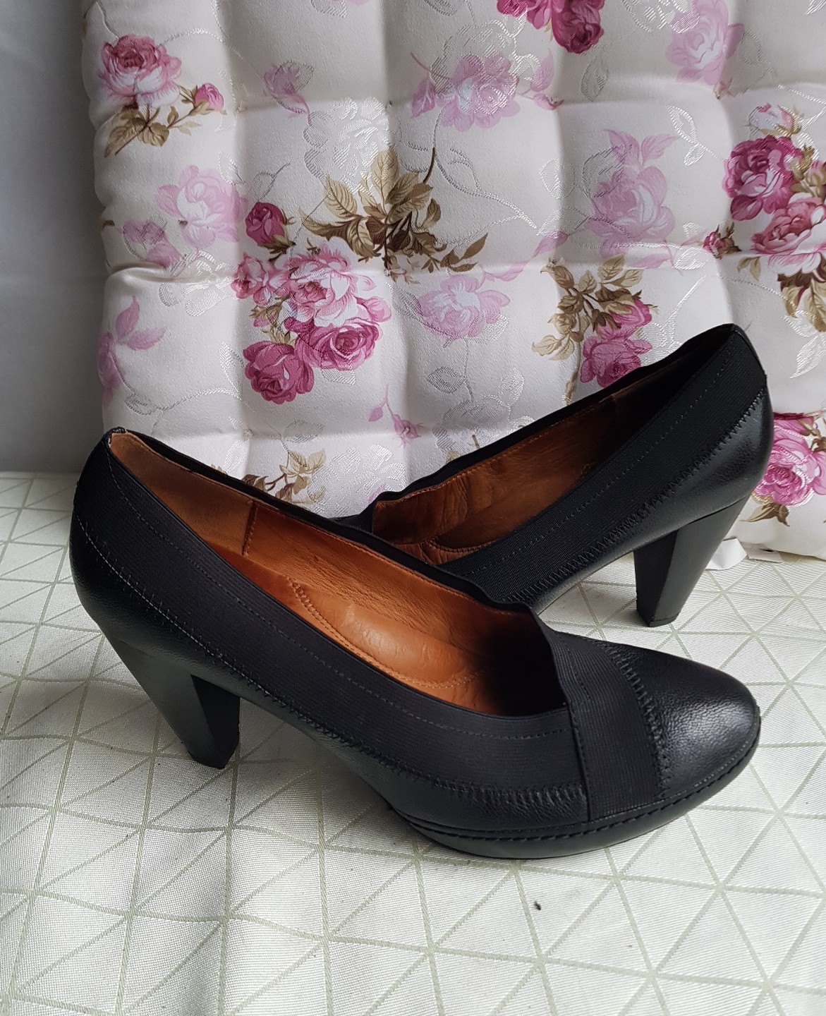 GENTLE SOULS SCHWARZ DAMEN PUMPS HIGHHEELS SCHUHE SEHR BEQUEME GR. 38 GENTLE SOULS SCHWARZ DAMEN PUMPS HIGHHEELS SCHUHE SEHR BEQUEME GR. 38