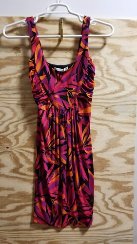 Maggy London Colorful Women's dress Size 4 Sleeveless Very stretchy