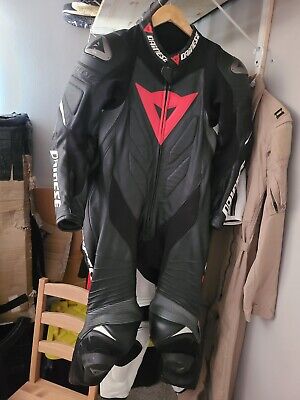 Dainese Leather Suit 25 50 Short Laguna Seca | eBay Dainese Leather Suit 25 50 Short Laguna Seca | eBay
