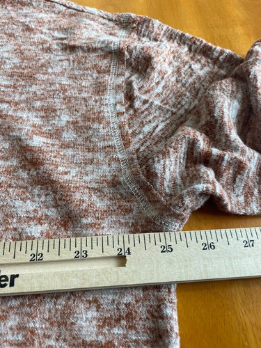 Prenda para el torso Universal Threads para mujer, talla extra grande, óxido naranja marmolada, rayón, cuello - Imagen 8 de 9