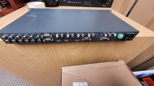 Kramer VP-728 9−Input ProScale Presentation Scaler/Switcher - Picture 3 of 7
