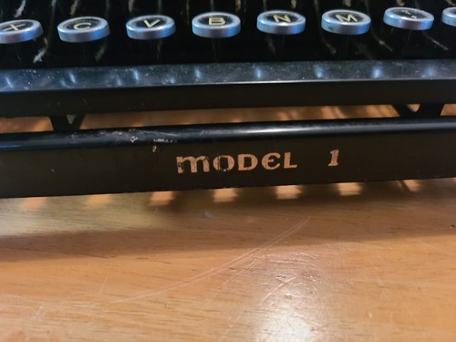 Vintage 1934 Remington Rand Typewriter Model 1 P27108 with Case - Picture 8 of 21