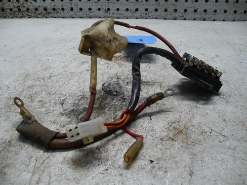 SUZUKI 78 1978 GS1000 DOHC FUSE BOX JUNCTION BOX FUSES OEM 36740-49X00 - Picture 3 of 7