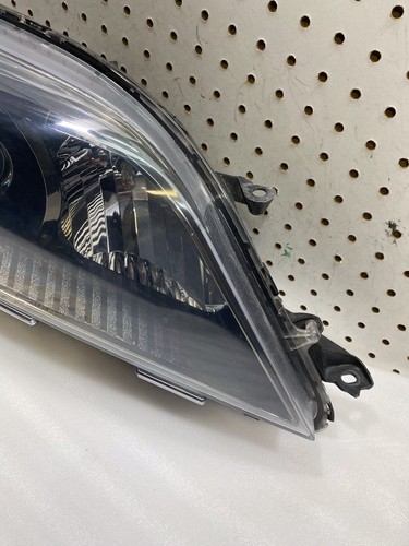 2011 12 13 14 15 16 2017 Toyota Sienna Right Side Halogen Black Headlight OEM - Picture 5 of 12