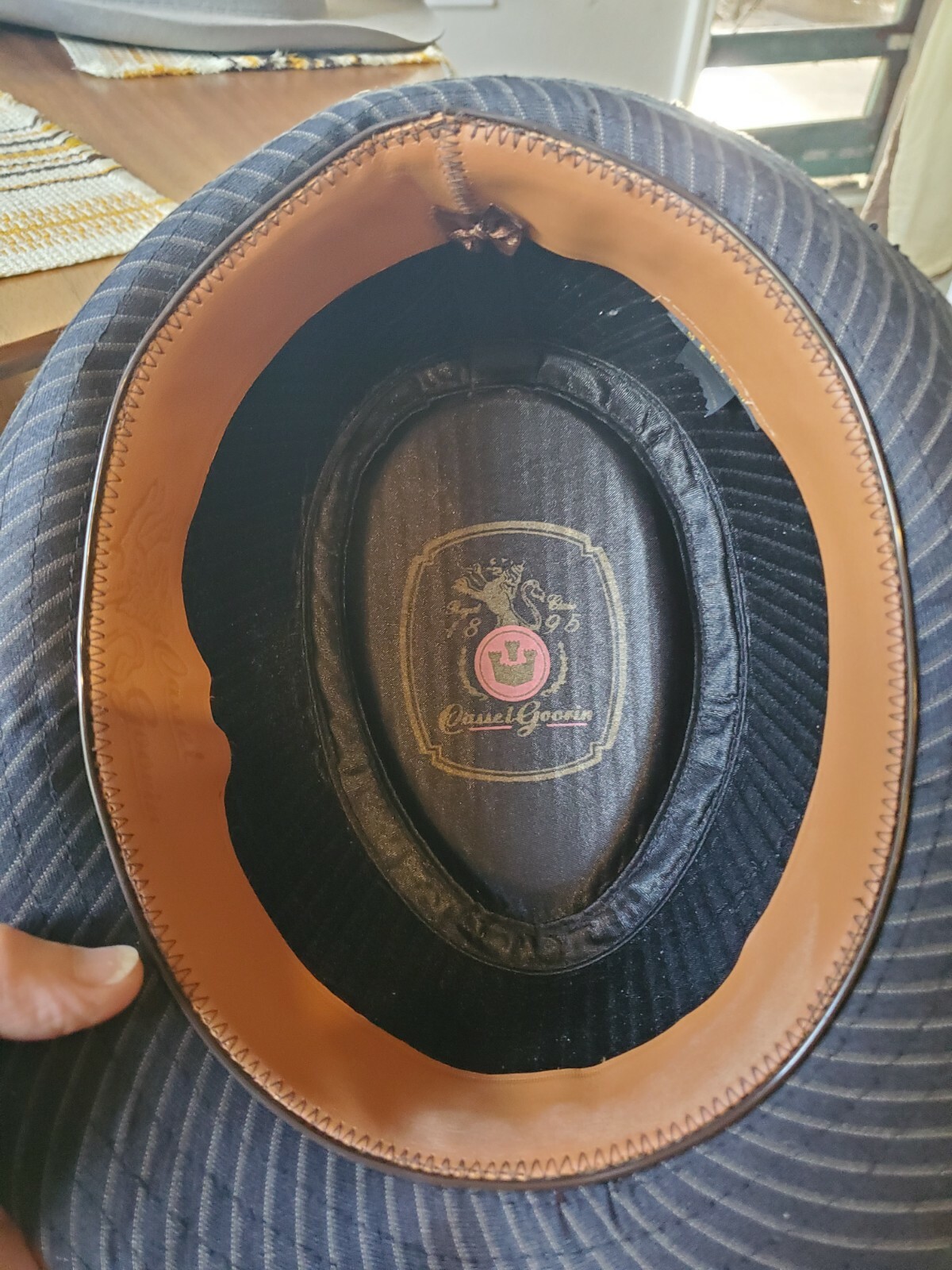 Foto 5 di 8