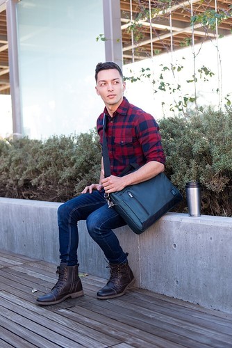 Vangoddy School Laptop Case Messenger Bag For 15" ASUS ZenBook 15 / VivoBook S15 - Picture 4 of 11