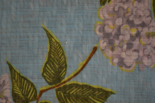 VINTAGE 1960s blue scarf with hydrangea pattern floral - Picture 5 of 9