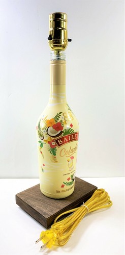 Baileys Irish Cream Colada Holiday Bottle Bar TABLE LAMP Lounge Light Wood Base - Picture 2 of 7