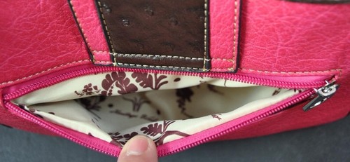 Bolso de hombro Heritage West fucsia con hebilla rosa estrás con tachuelas P1 - Imagen 8 de 12