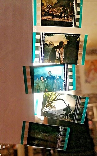 the lost world 35mm set of five film cells rare stegosaurus family jurassic park - Picture 2 of 4