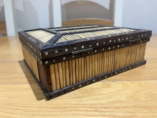 ANGLO INDIAN RAJ ERA C19TH PORCUPINE QUILL BOX MATARA 8X6" - Picture 8 of 12