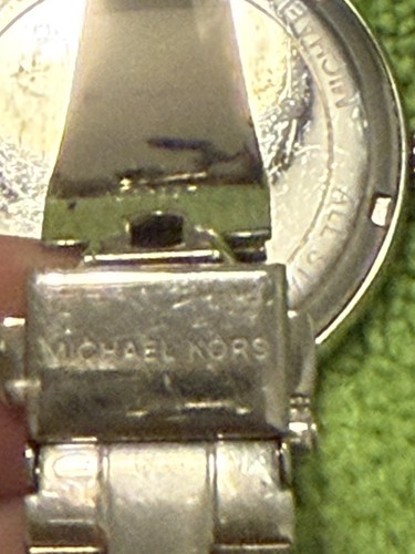 Michael Kors MK3559 Norie Grey Dial Stainless Steel Women's Watch - Picture 5 of 5