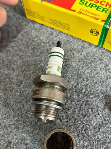 CANDELA di accensione BOSC M10AC M 10 A C 0 241 319 513 AUTO UNION 1000 DKW F11 - Picture 4 of 9