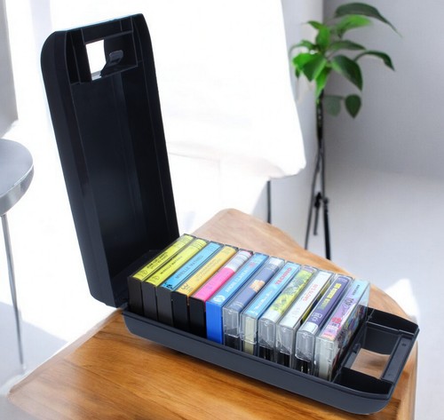 Malette VINTAGE classeur à cassette pour 12 cassette audio  (Réf#G-330) - Picture 2 of 8