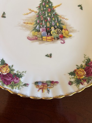 Vintage Royal Albert Christmas Magic Handled Cake Plate 10.5” Rare - Picture 6 of 18
