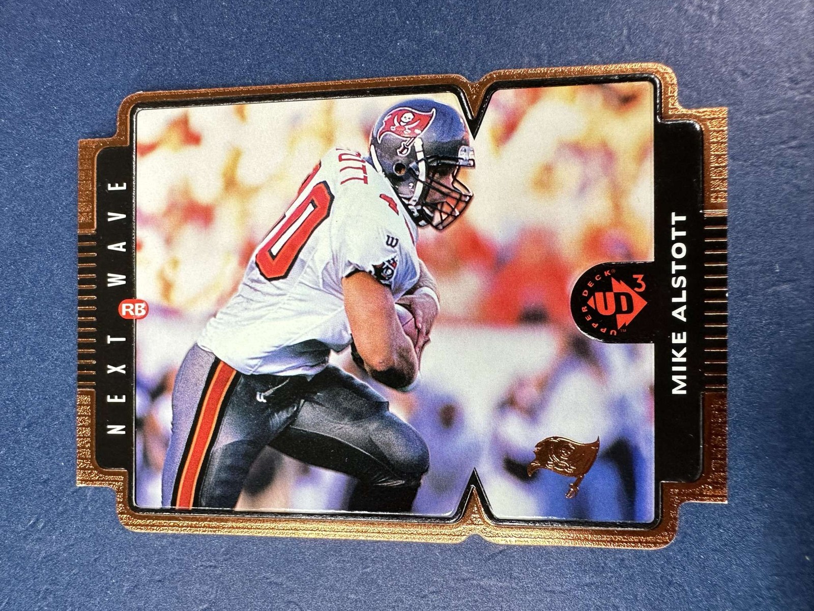 1998 UD3 Die-Cut #40 Mike Alstott Tampa Bay Buccaneers /2000