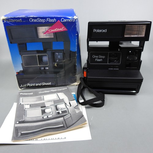 Polaroid OneStep Flash Instant Camera Black 600 Film Original Box Manual READ - Picture 1 of 15