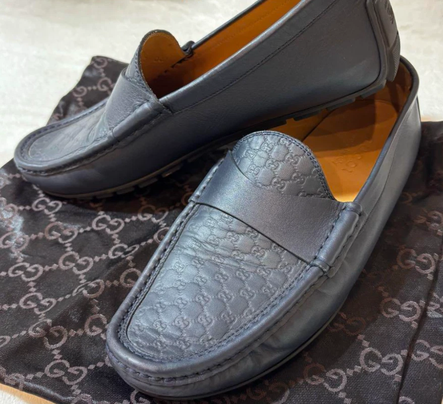 Chaussures de conduite Gucci 7 26 cm Micro Guccissima bleu marine article d'occasion livraison gratuite