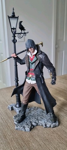 Like New Assassin's Creed Syndicate Jacob Frye Figure Statue Collector's... - Picture 3 of 14