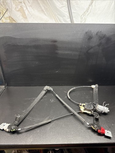 Maserati Quattroporte 2003-2013 Front Right Window regulator Photo - $112