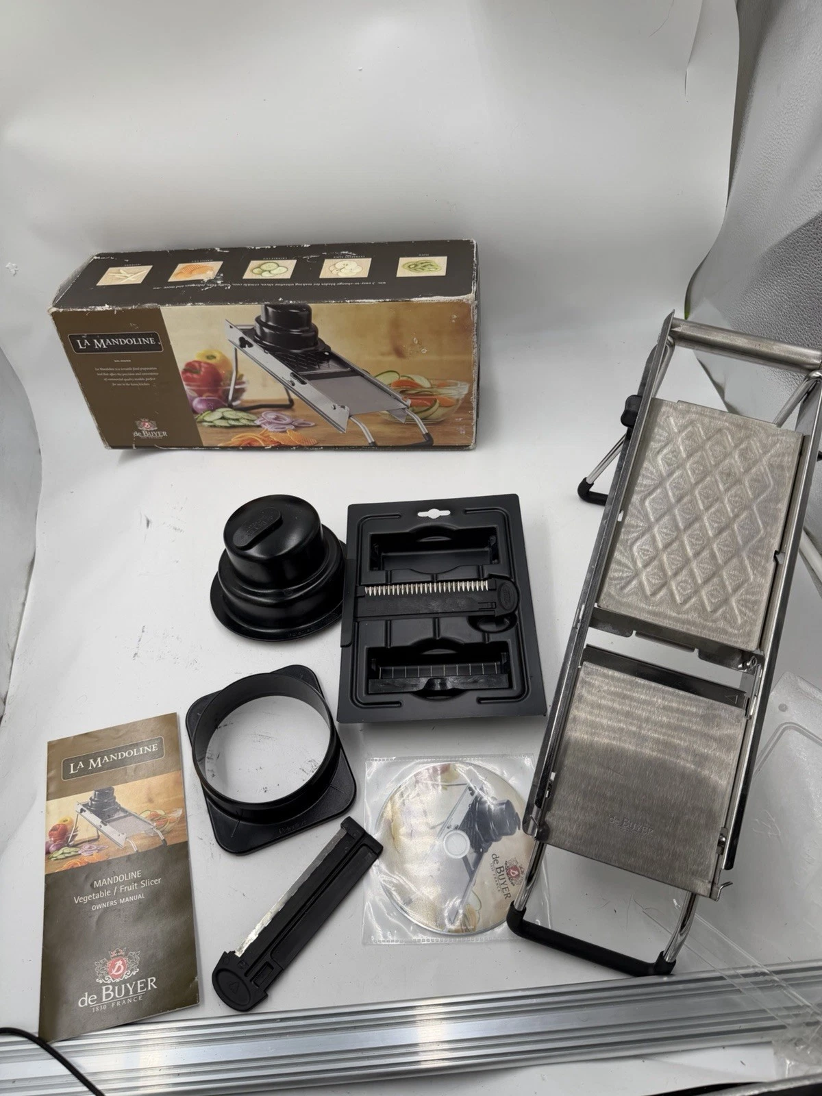 ✨✨De BUYER LA MANDOLINE Vegetable/Fruit Slicer - France✨✨
Opens in a new window or tab